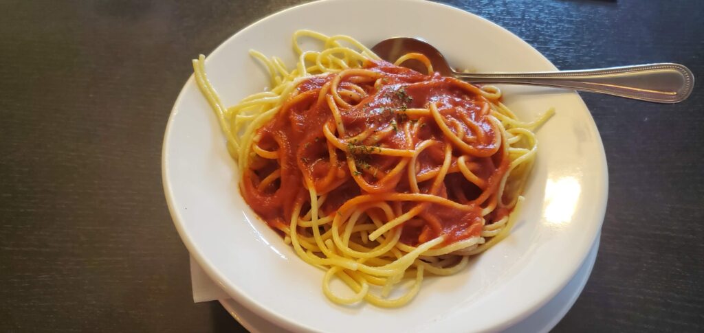 dadshomecookedmeals.com/chezsuzette_Spaghetti with Tomato Sauce